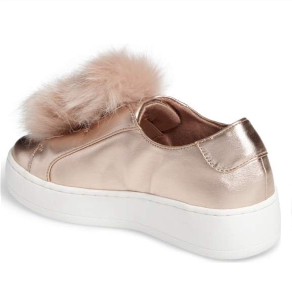 Steve Madden Breeze Blush Metallic Pom Sneaker - Picture 4 of 8